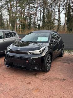 Toyota AygoX Hybrid